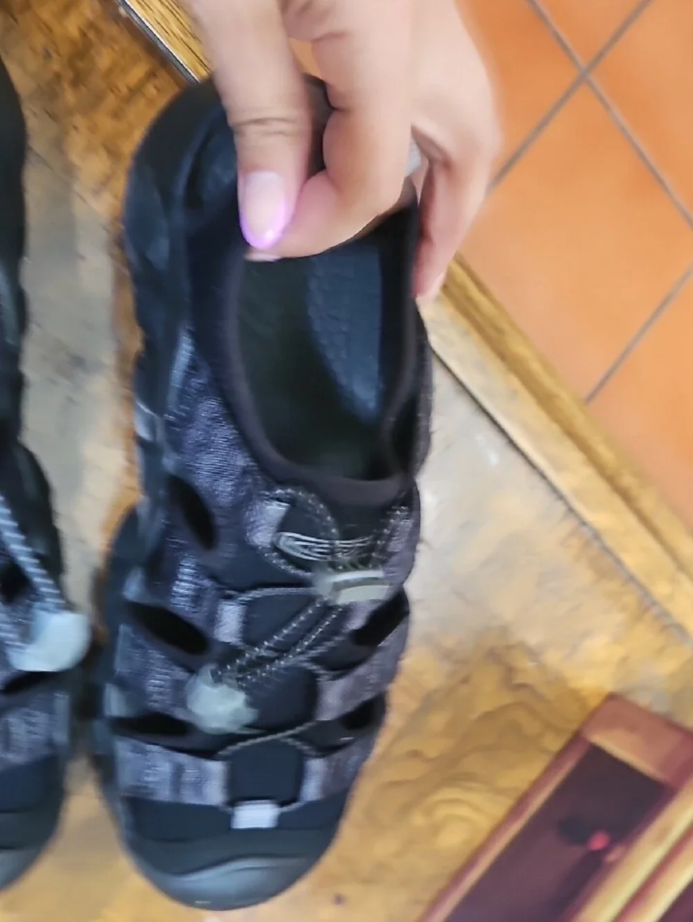 Keen Men’s Black Closed-Toe Hiking Sandals
